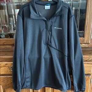 Columbia Men's Dark Gray Quarter-zip Jacket